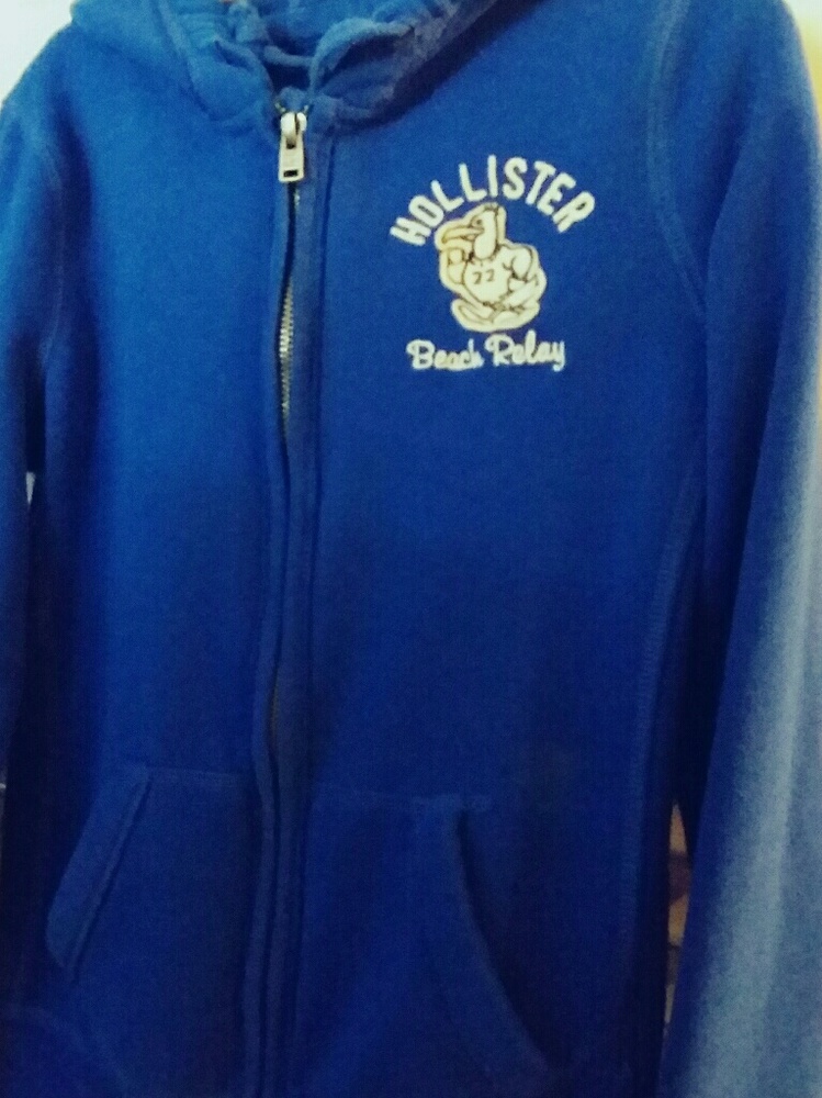 Jrs. Hollister Hoodie Size XS